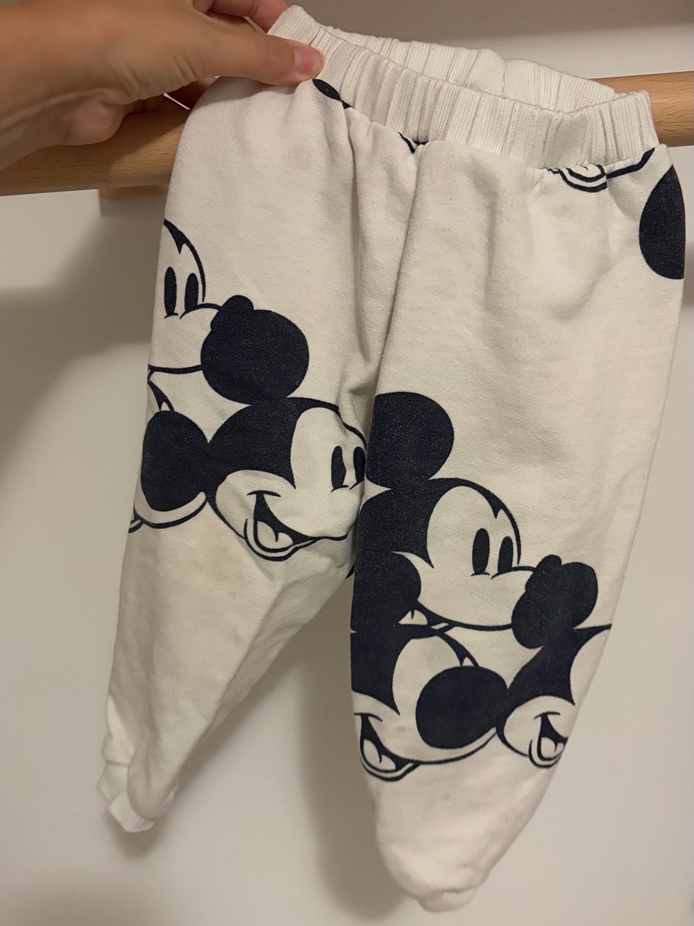 Kids White and Black Mickey Mouse Print Jogger Pants 3T